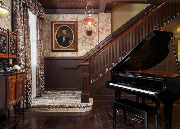 National Hotel Jackson, Tapestry Collection By Hilton