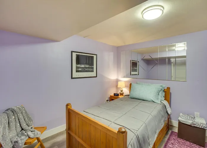 9 Mi To Dtwn: Quiet South Denver Apartment