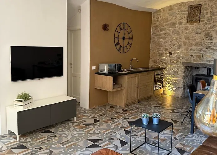 Bilocale Vista Mare Nel Borgo Di Campiglia Marittima