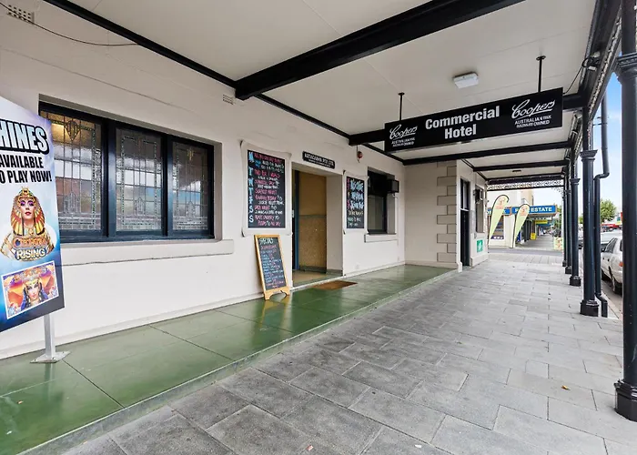 The Commercial Hotel