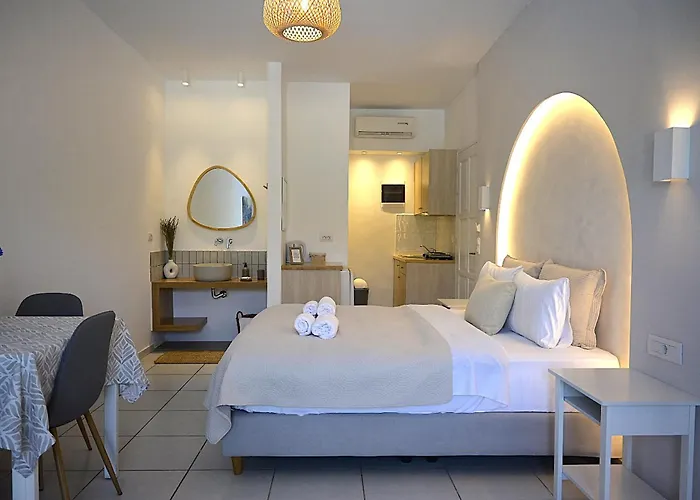 Marika Studios & Apartments