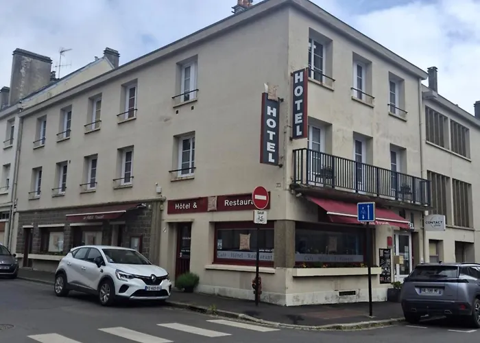 Logis Hotel Des Remparts - Saint-Lo