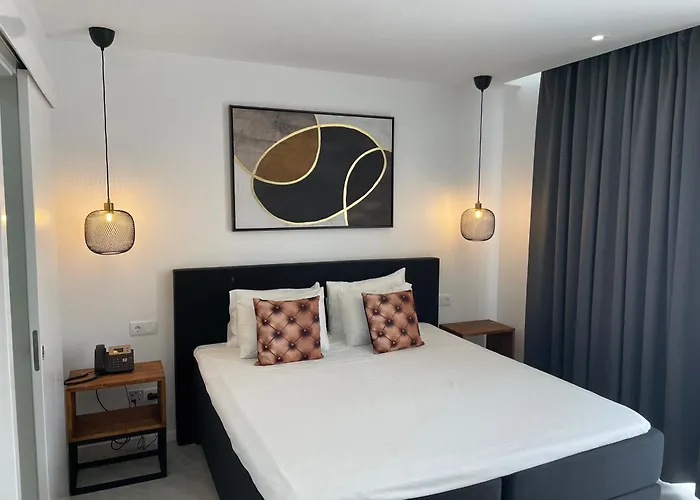 Prassa 3 Boutique Hotel