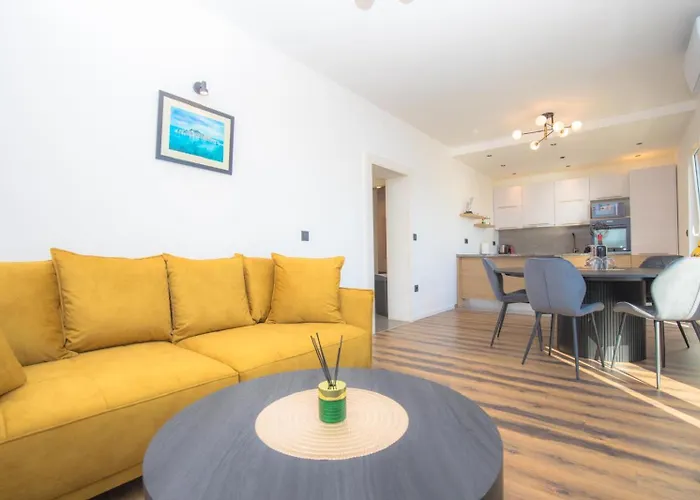 Apartments Capocesto