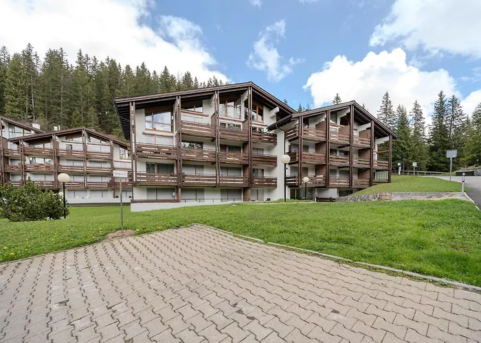 Rehwiesa A11 by Arosa Vacations, Direkt vor der Skipiste&mit Pool