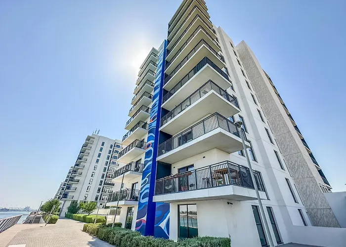 Water'S Edge 1Br | Balcony, Canal Walk + F1