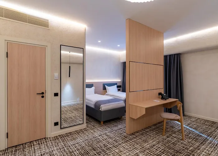 Renion City Hotel
