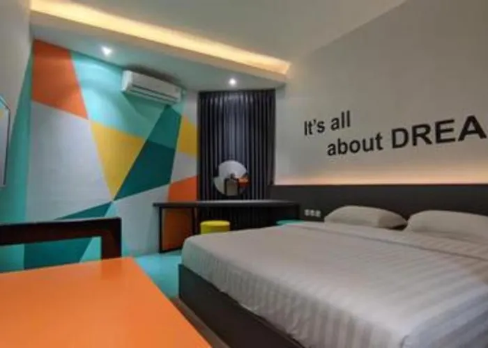 Alexander Hotel Tegal