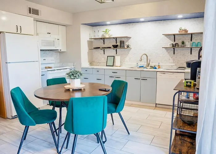 Cozy Condo