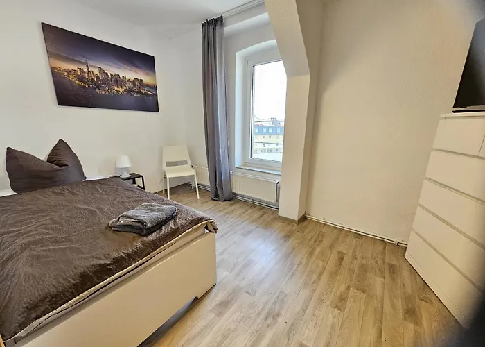 MR Living I moderne Apartments mit Einzelbetten, voll ausgestattete Küche, WLAN, Parkplatz, ideal für Monteure I DI01, DI02
