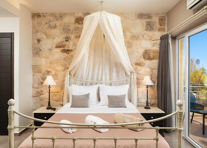 Mistral Hotel - For Solo Travelers