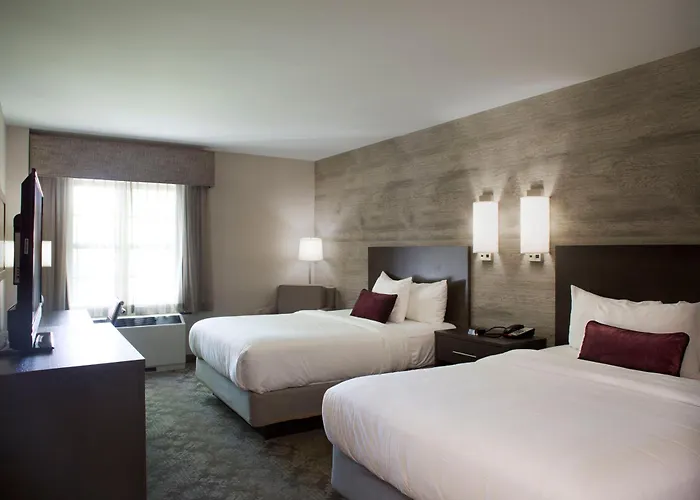 Normandy Farm Hotel & Conference Center