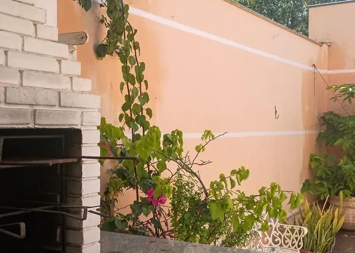 Casa 3 suítes c ar garagem coberta wi-fi próx prefeitura Aracatuba shopping até 10 pessoas