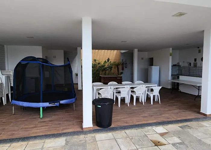 Melhor apto 3 suítes vista praia à beira mar, piscinas e estruturas