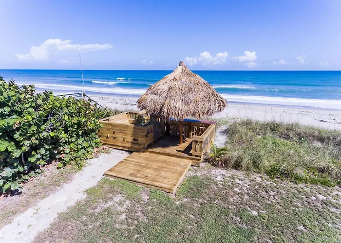 Family Retreat At The Beach - Direct Oceanfront!