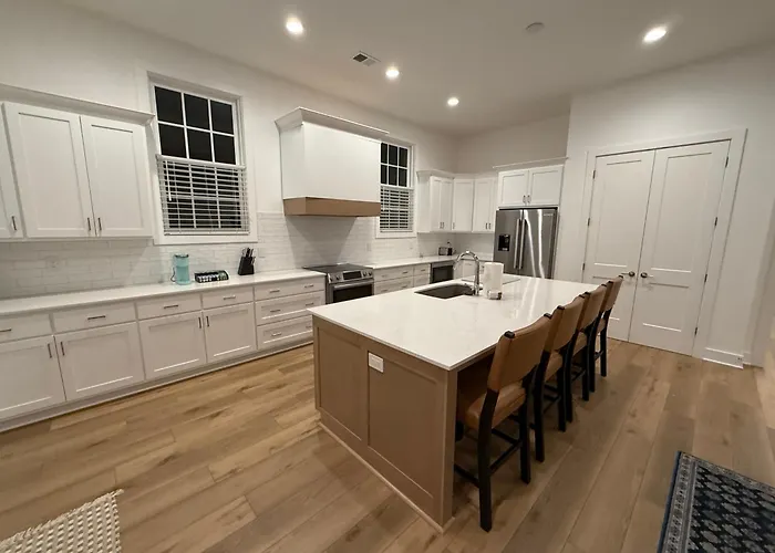 Hotel Apartment At Norton Commons