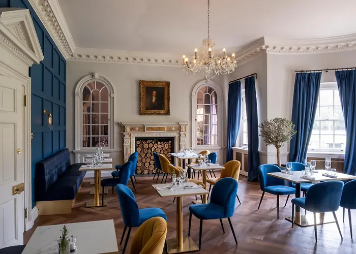 Warbrook House Heritage Hotel