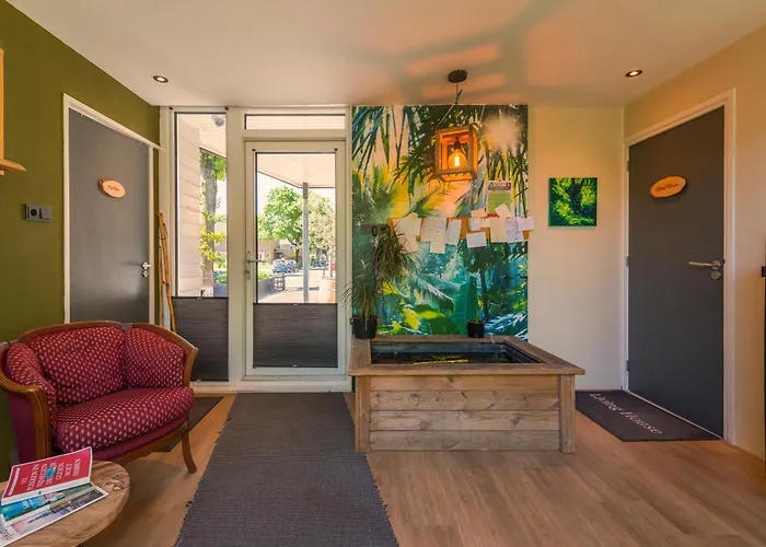 Cozy House - Fietsverhuur, Eigen Keuken En Badkamer