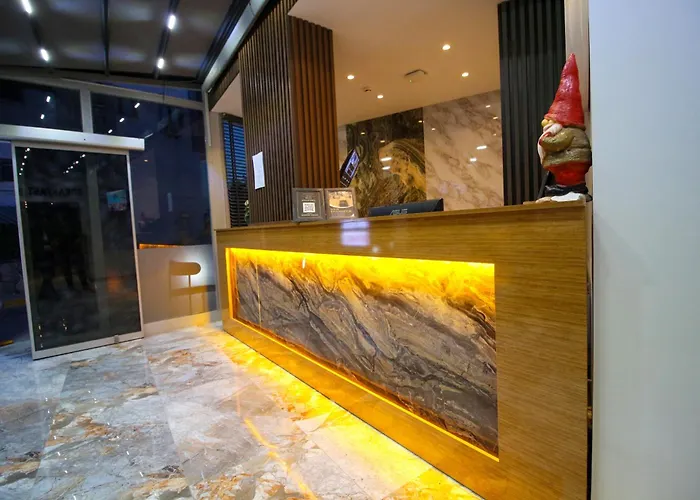 Kaya Hotel Saw