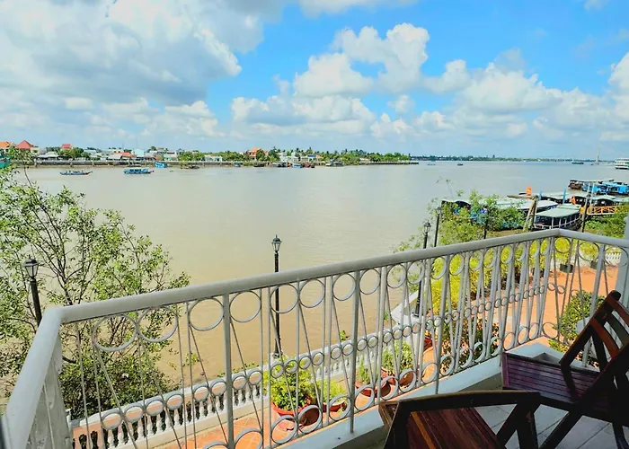 Chuong Duong Hotel