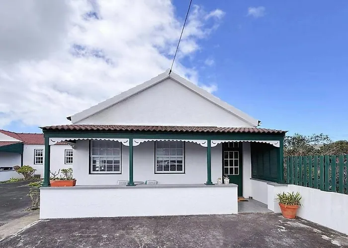 Casa Do Cacto - 2 Bedroom Apartment
