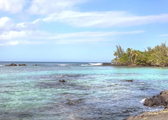 Maluhia Kahakai
