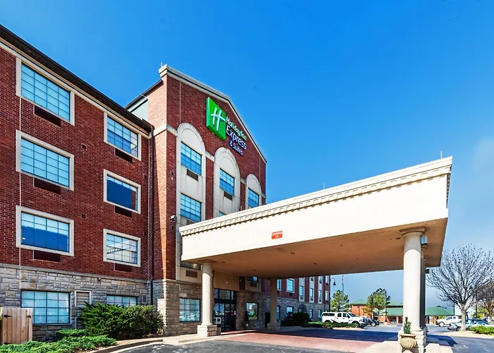 Holiday Inn Express & Suites Tulsa S Broken Arrow Hwy 51 By Ihg