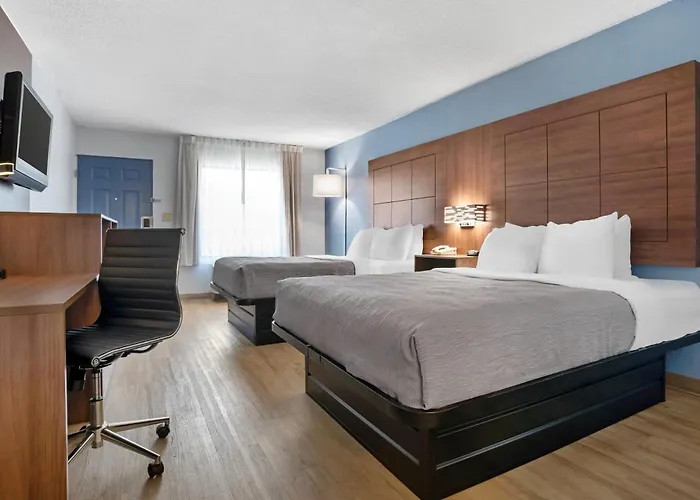 Quality Inn & Suites Near Lake Eufaula