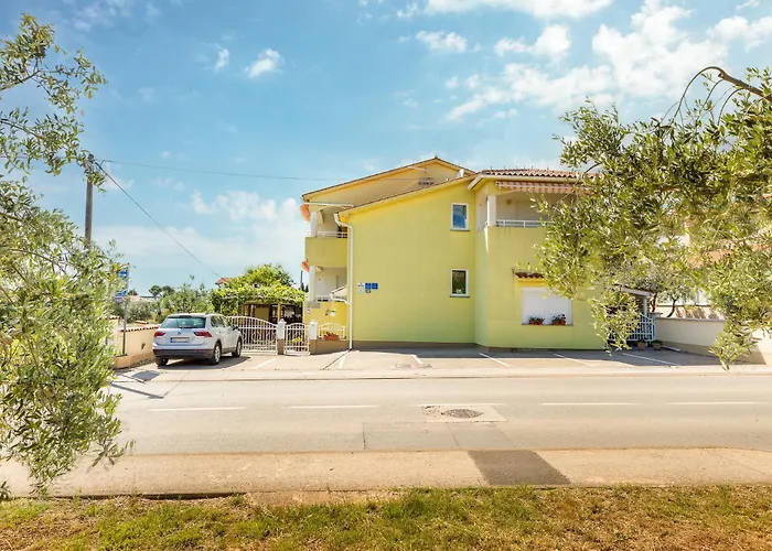 Apartments Ana-Maria