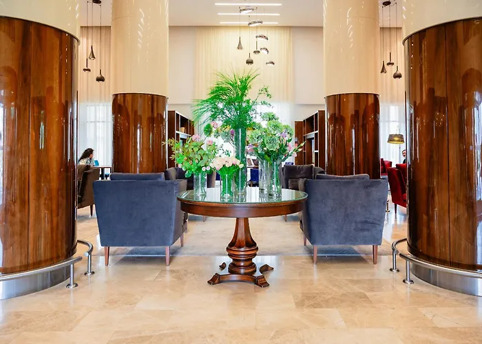 Holiday Inn Aktau By Ihg