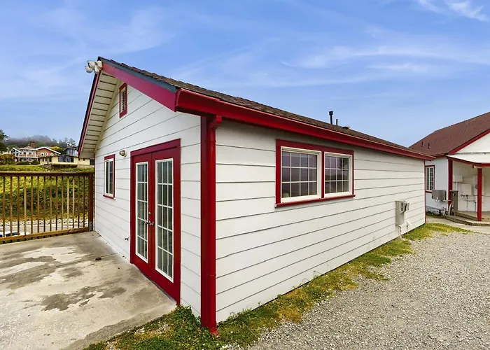 Seascape Home & Cottage