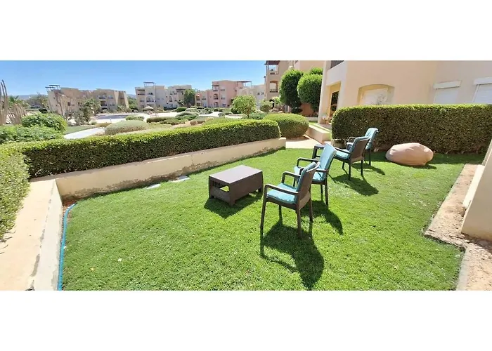 El Gouna Waterside, 2-Bd Ground Floor Sleeps 4 Persons