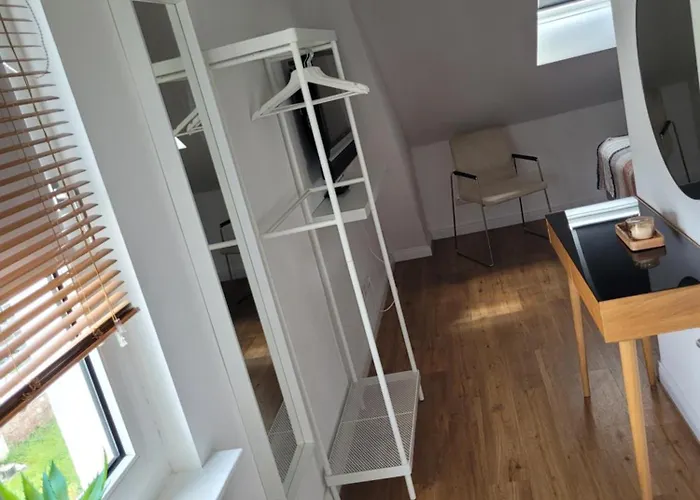 STAY Suite Villa Mercedes 4 Personen Parkplatz Zentrum