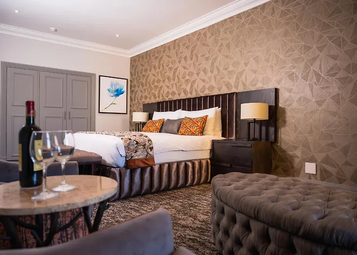 Golden Horse Hotel