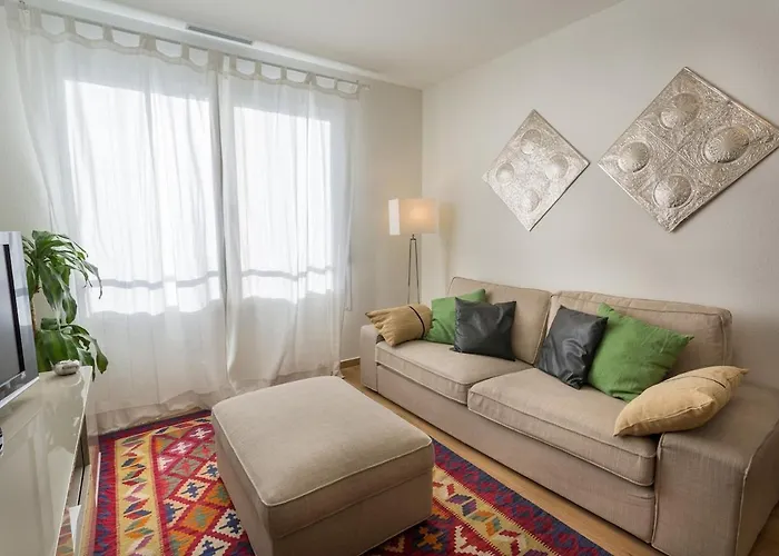 Cosy 1-Bed Apartment With Parking Included - Cf31-4