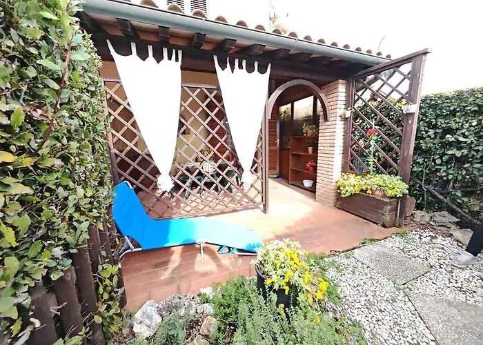 Max And Lea'S House