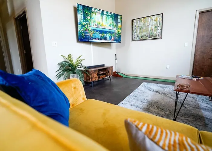 Industrial Escape 2Bd 2Bath