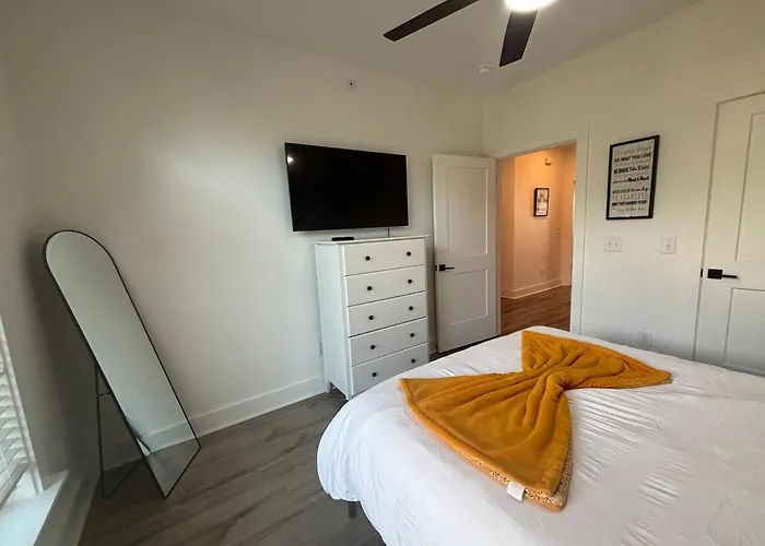 Gated 2Br In Greenville Wvibes