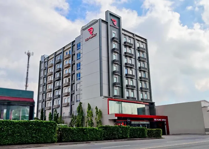 Red Planet Davao