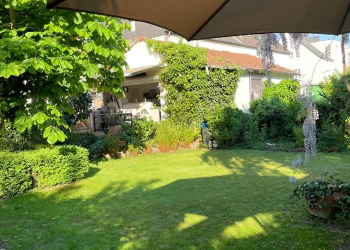 Saarlouis Innenstadt im Grünen