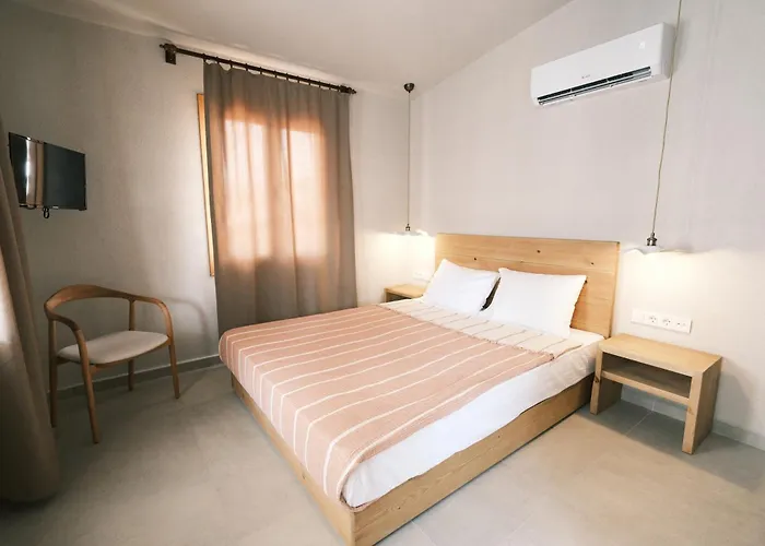 Nephos Beach Hotel