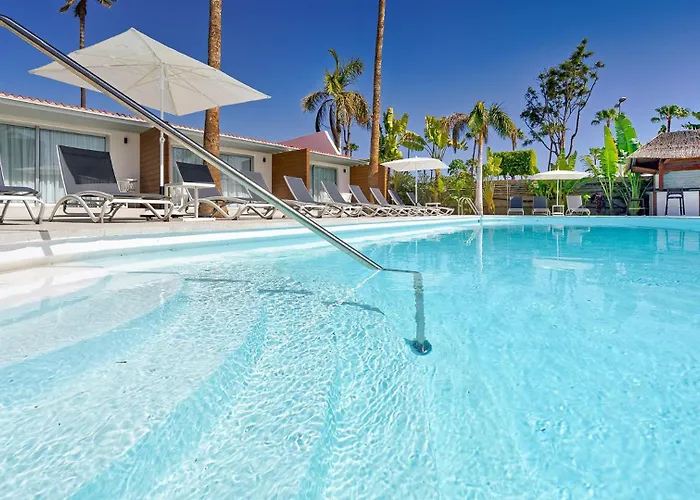 Sanom Beach Resort By Youroom Only Adults