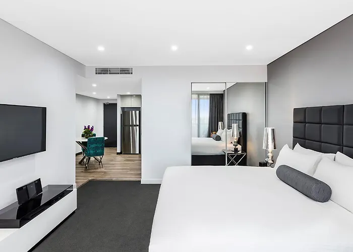 Meriton Suites Bondi Junction