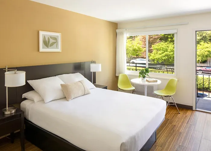 Park Lane Suites & Inn