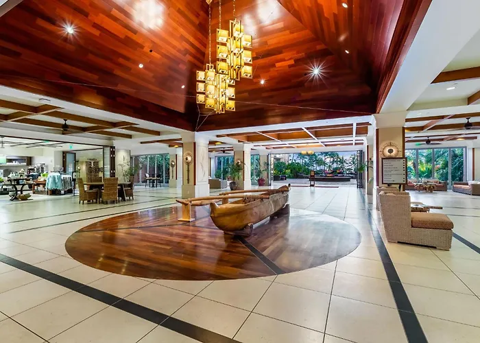 Extra Large 1Br Luxury Resort Condo With Massive Outdoor Space & Balcony