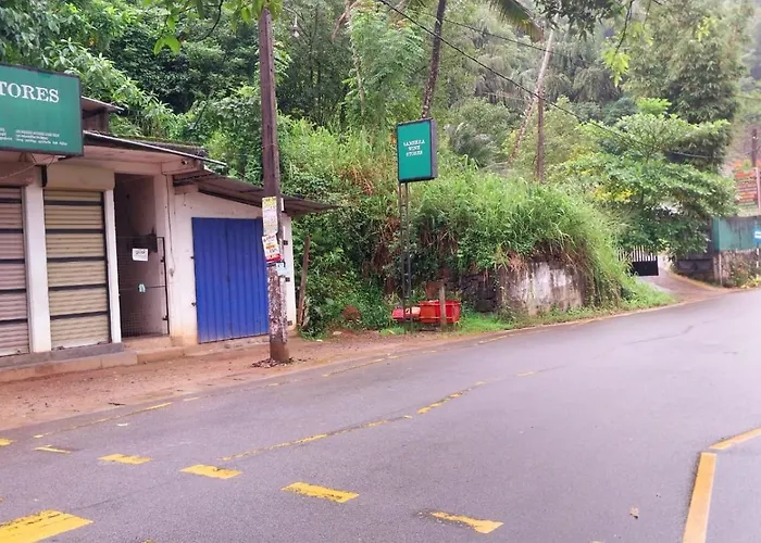 Salmanel Resort Ayagama - Rathnapura