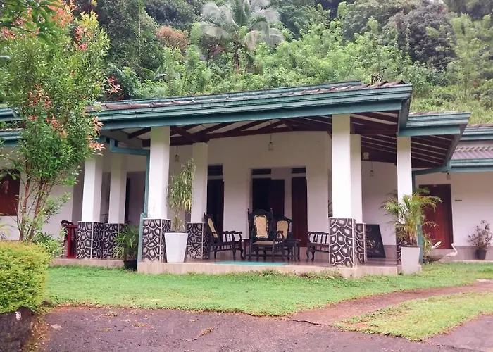 Salmanel Resort Ayagama - Rathnapura