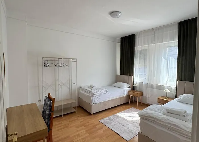 Apartment Near Olg & University