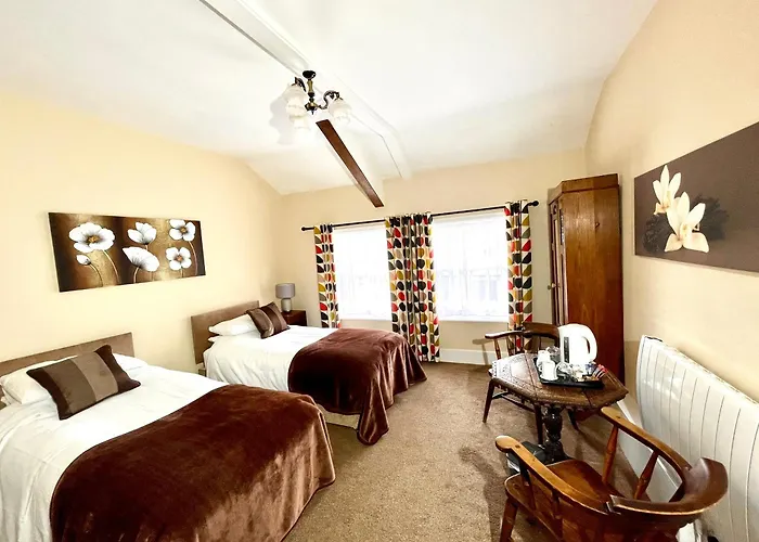 Lion Royal Hotel, Rhayader
