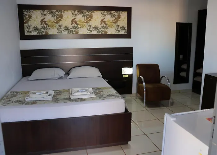 FlyWorld Hotel e Agencia de Viagens